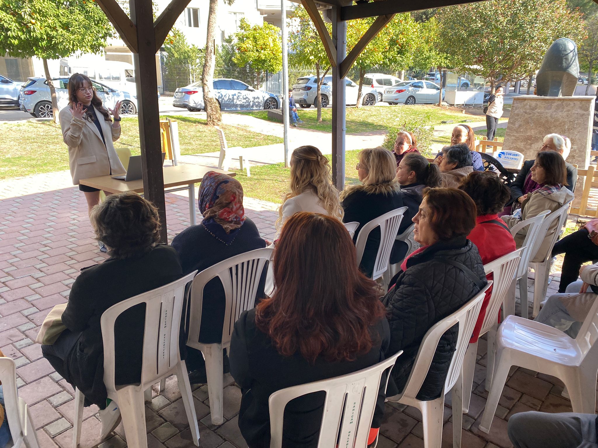 Çukurova’da Kadınlara Aile İçi İletişim Semineri