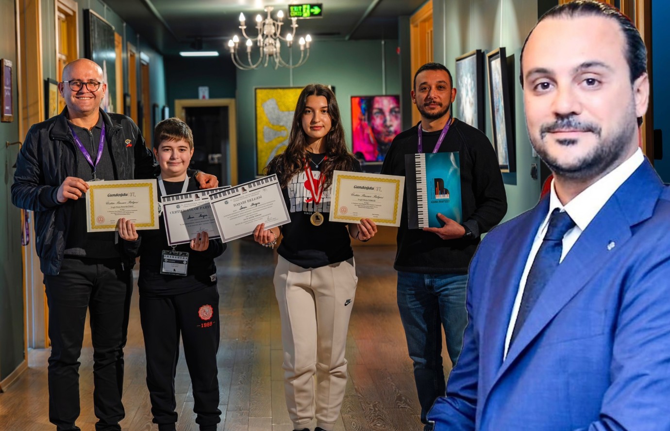 ’EN İYİ MÜZİK YORUMU’ Ödülü