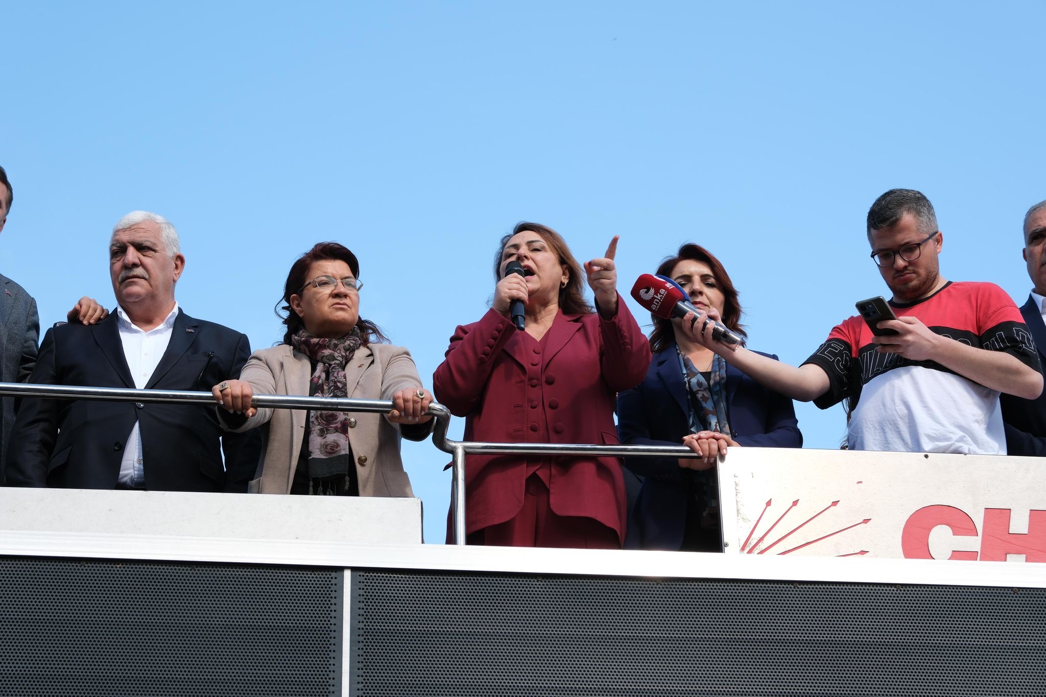 “Suriye’de demokratik ortam sağlanmalıdır”