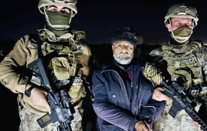 Mezarlık Katliamcısına Ceza Yağdı