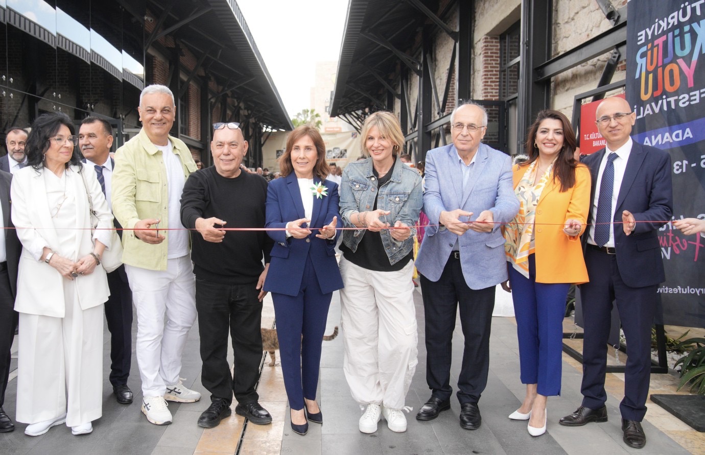 Adana, Dünyaca Ünlü Değerlerini Anıyor