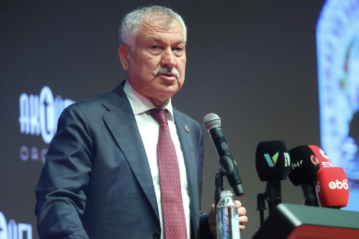Yerel Yönetim Sempozyumunda Konuştu
