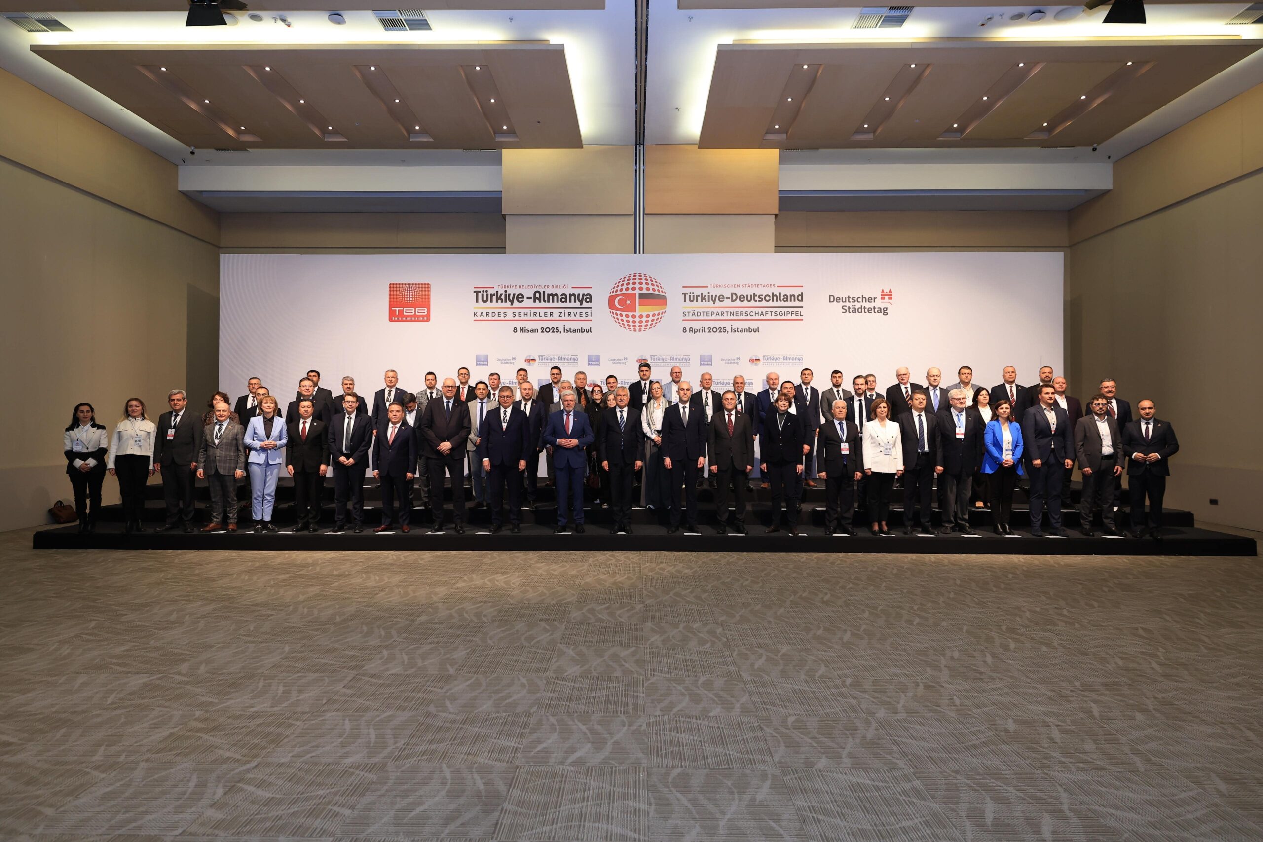 Zeydan Karalar, “Halkın iradesi ve hukukun üstünlüğü hakim olmalı.”