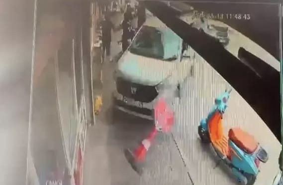 Kazada Yayalar Son Anda Kurtuldu