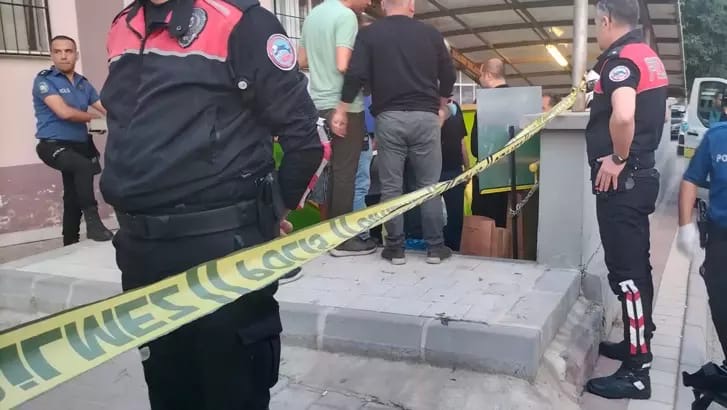 Metroda Alt Geçidinde Cinayet