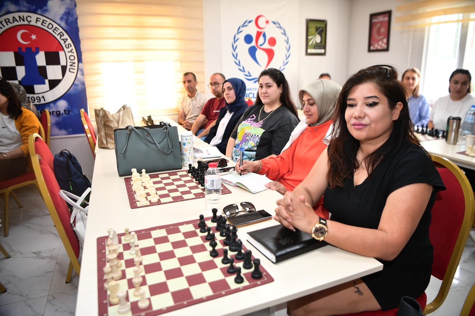 Satranç Yardımcı Antrenörlük Kursu ÇUKUROVA’DA Başladı