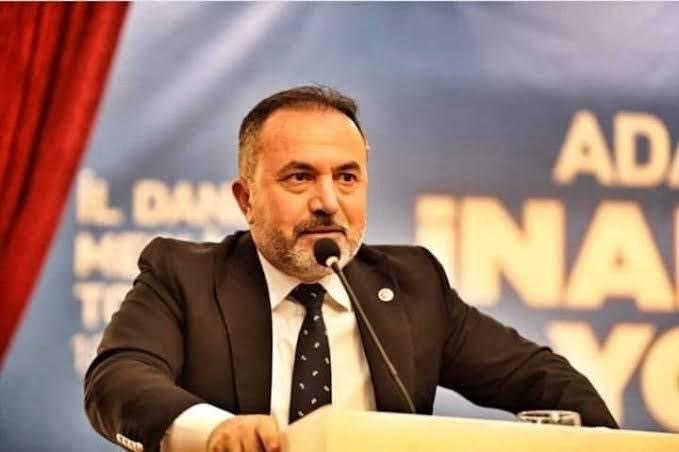 Adana’da Ak Partililer şaşkın! Hangi düğüne gidecekler