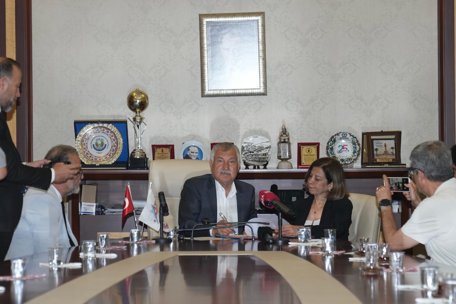 Başkan Zeydan Karalar, “Halkımızın sağlığı için, üniversitemizle önemli iş birliği gerçekleştirdik.”