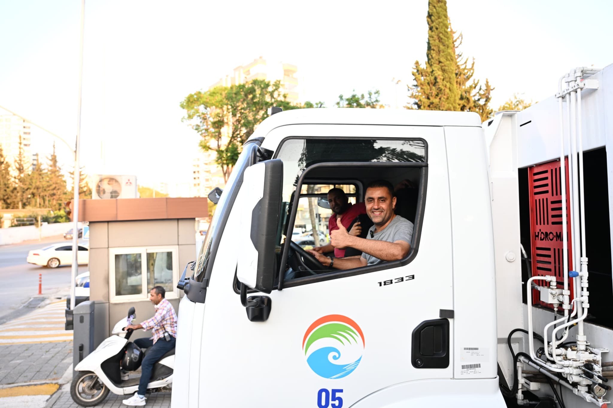 BAŞKAN KOZAY’DAN GÖVDE GÖSTERİSİ