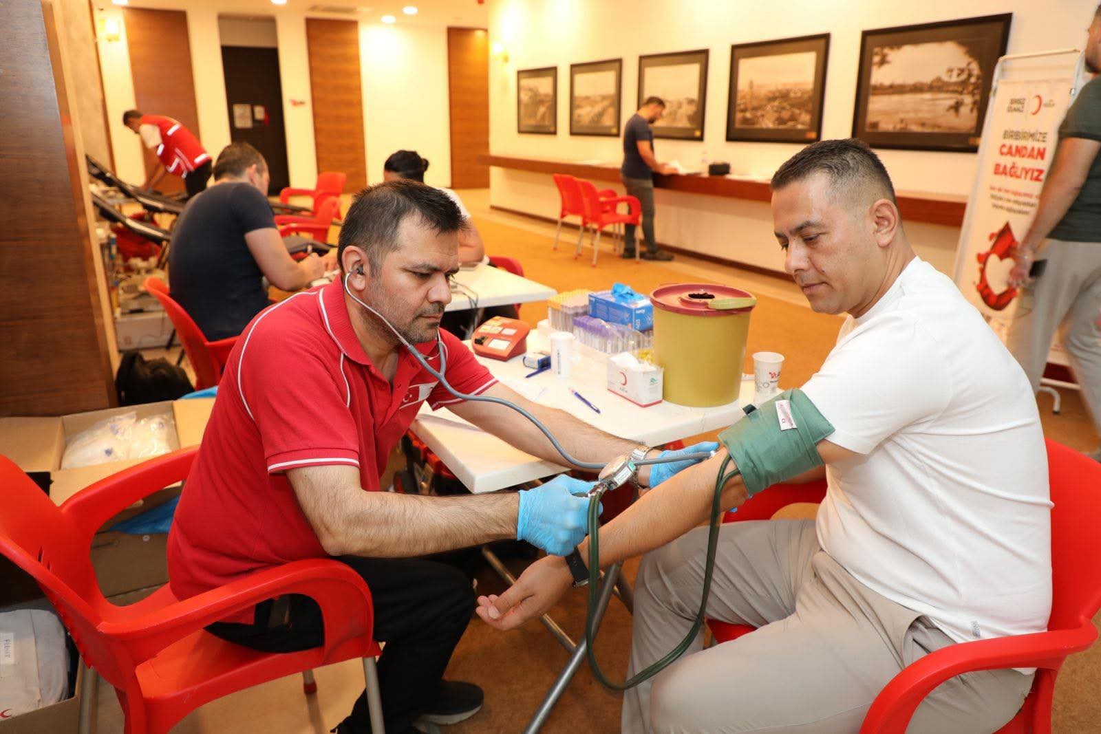 AOSB’den Örnek Davranış: Kan Bağışı Kampanyasına Yoğun İlgi