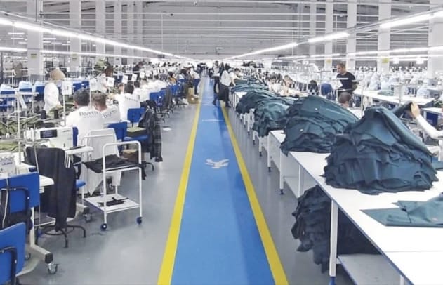 İki Sektör Yangın Yerinden Farksız
