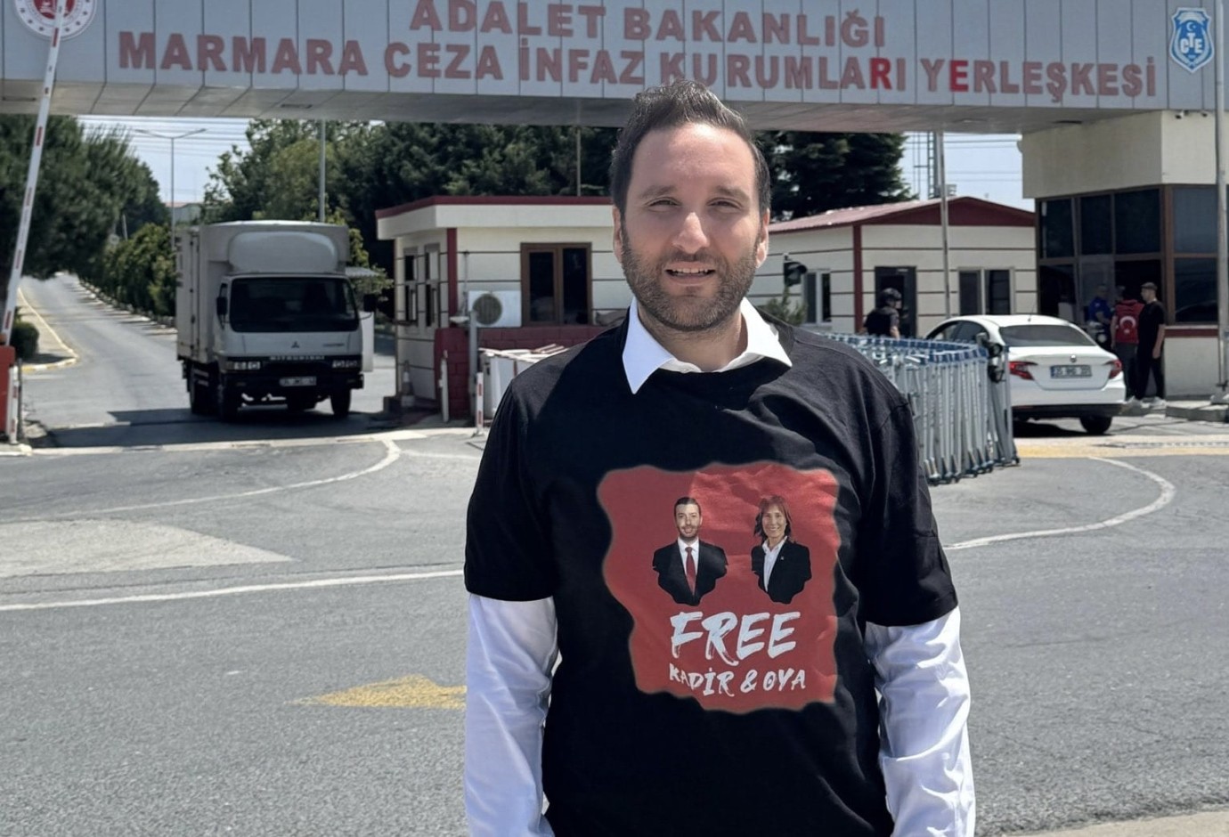 Tekin ve Aydar’ı Ziyaret Eden İlk CHP’li..