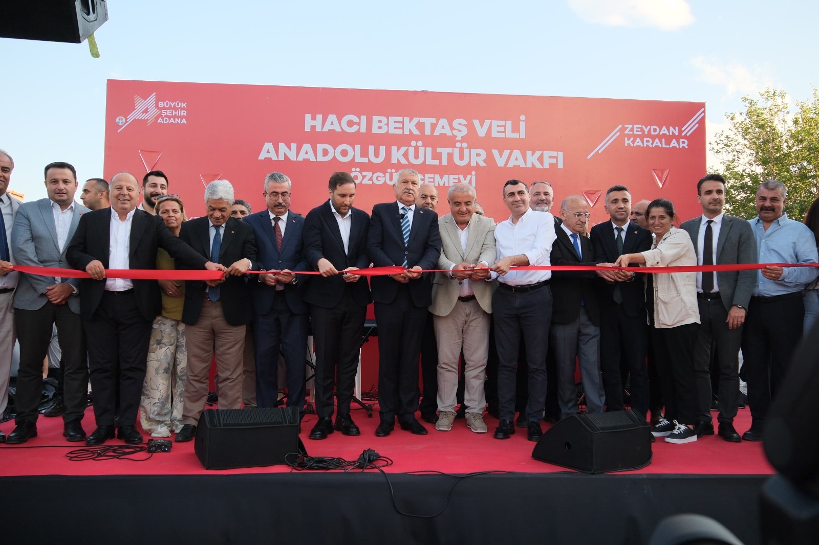 Hacıbektaş Veli Anadolu Kültür Vakfı Özgür Cemevi açıldı