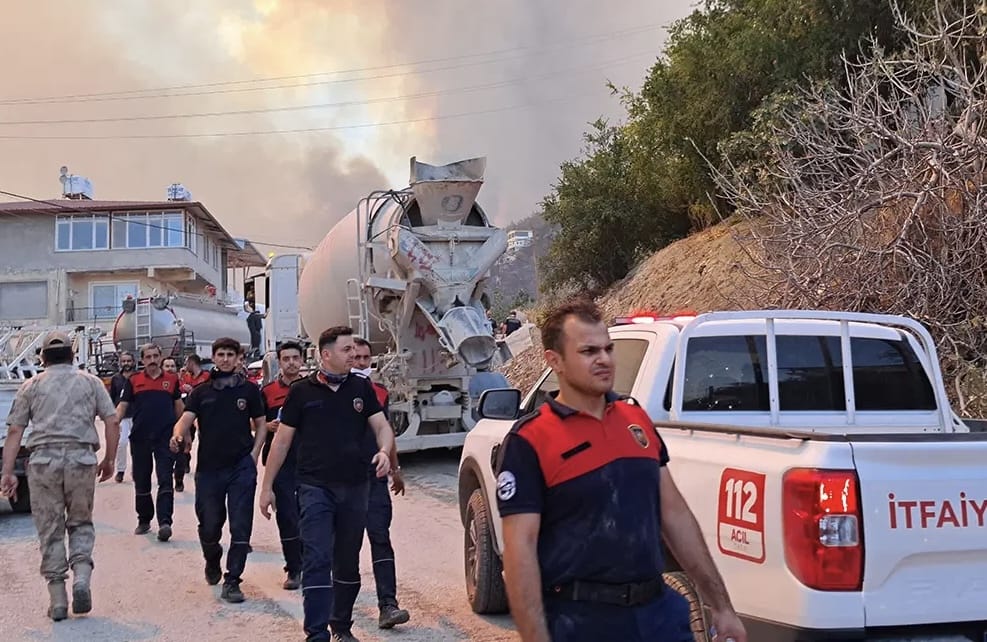 Hatay’ın Acıları: Deprem, Sel, Yangın!
