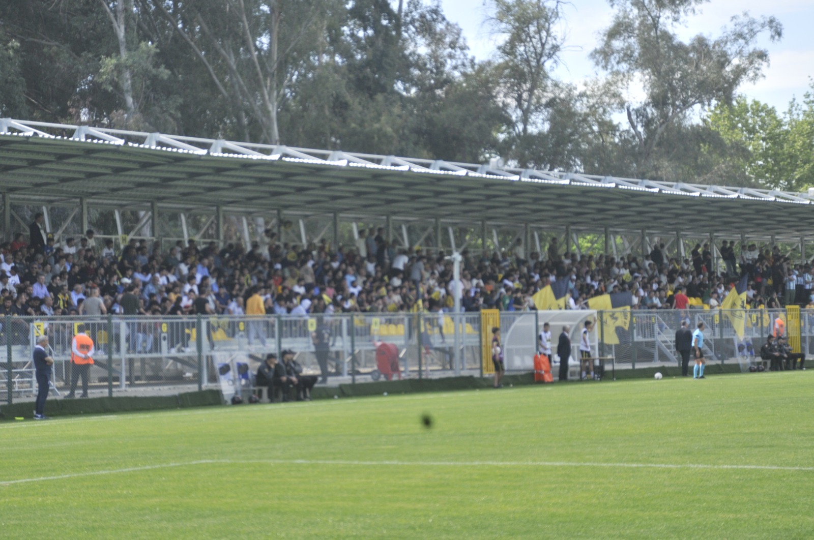 Ömer Çelik’ten destek bekliyorlar