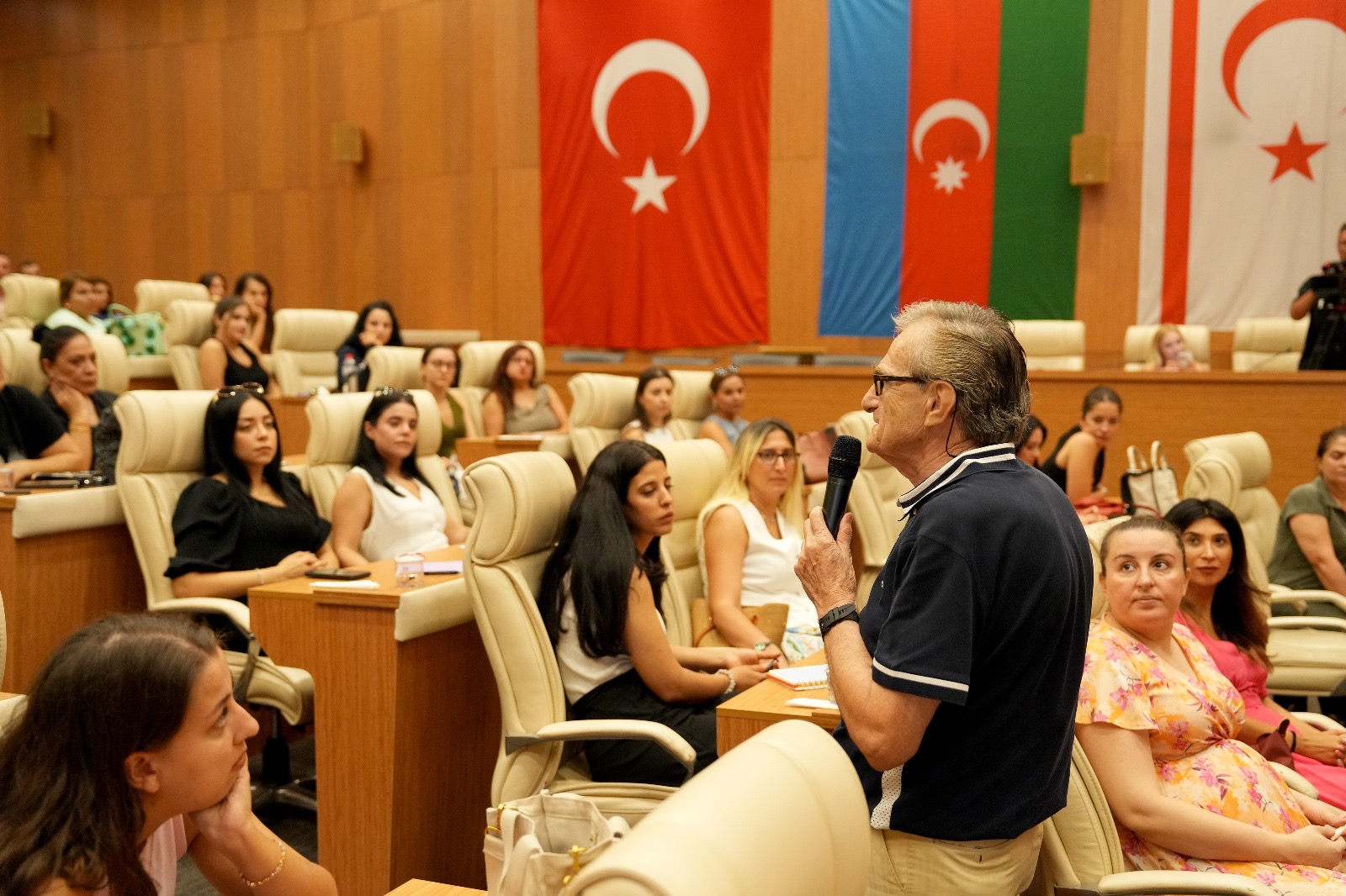 ÇUKUROVA BELEDİYESİ’NDEN KREŞ ÖĞRETMENLERİNE İLETİŞİM BECERİLERİ EĞİTİMİ