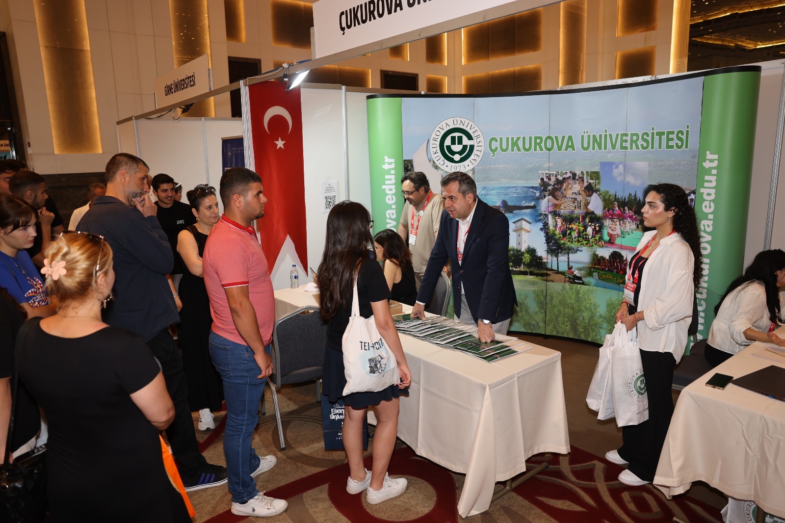 Rektör Prof. Dr. Beriş Tercih Sürecindeki Öğrencilere Çukurova Üniversitesini Tanıttı