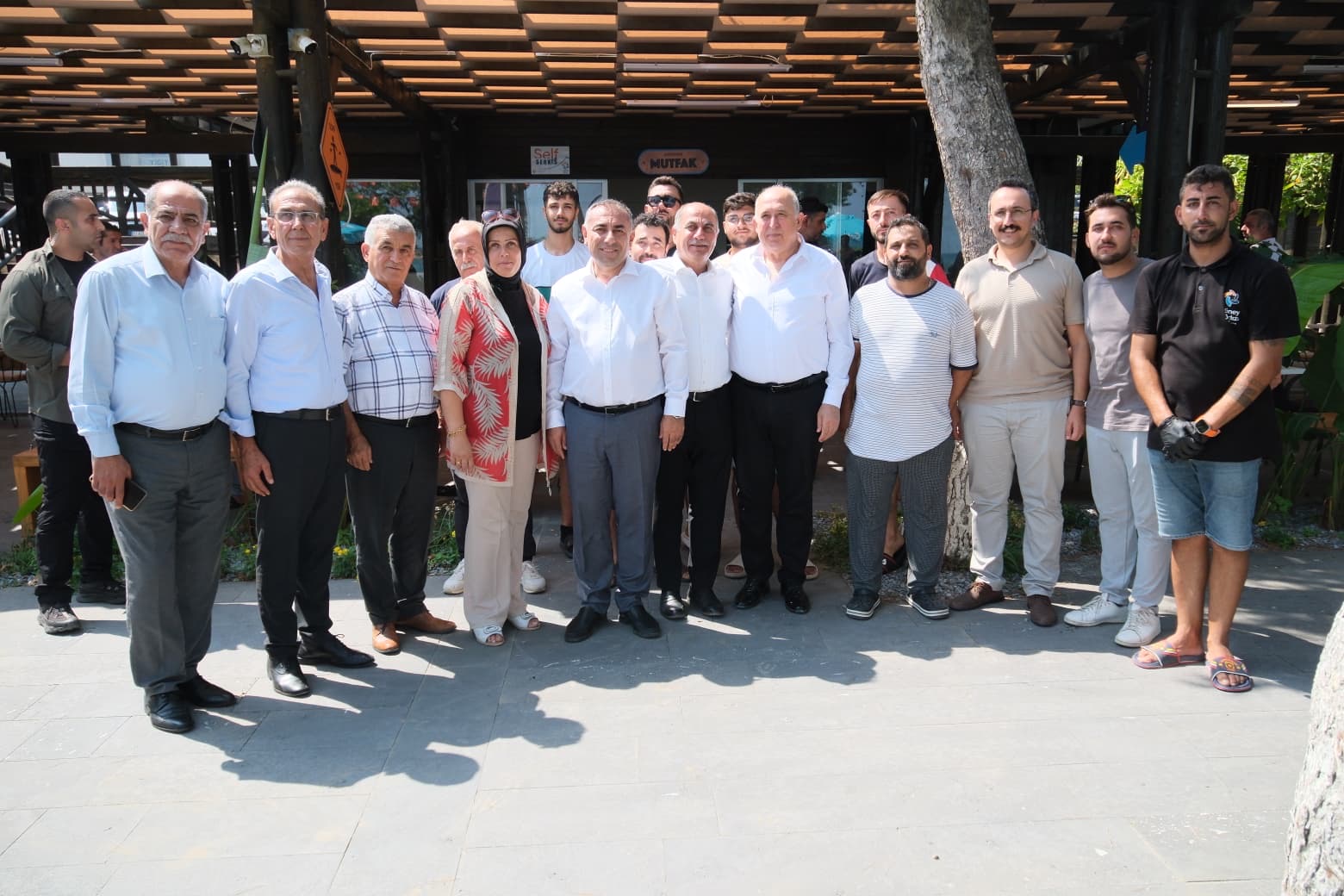 Güngör Geçer, “Birlik beraberlik içinde, halka eşit hizmet için çalışmaya devam edeceğiz.”