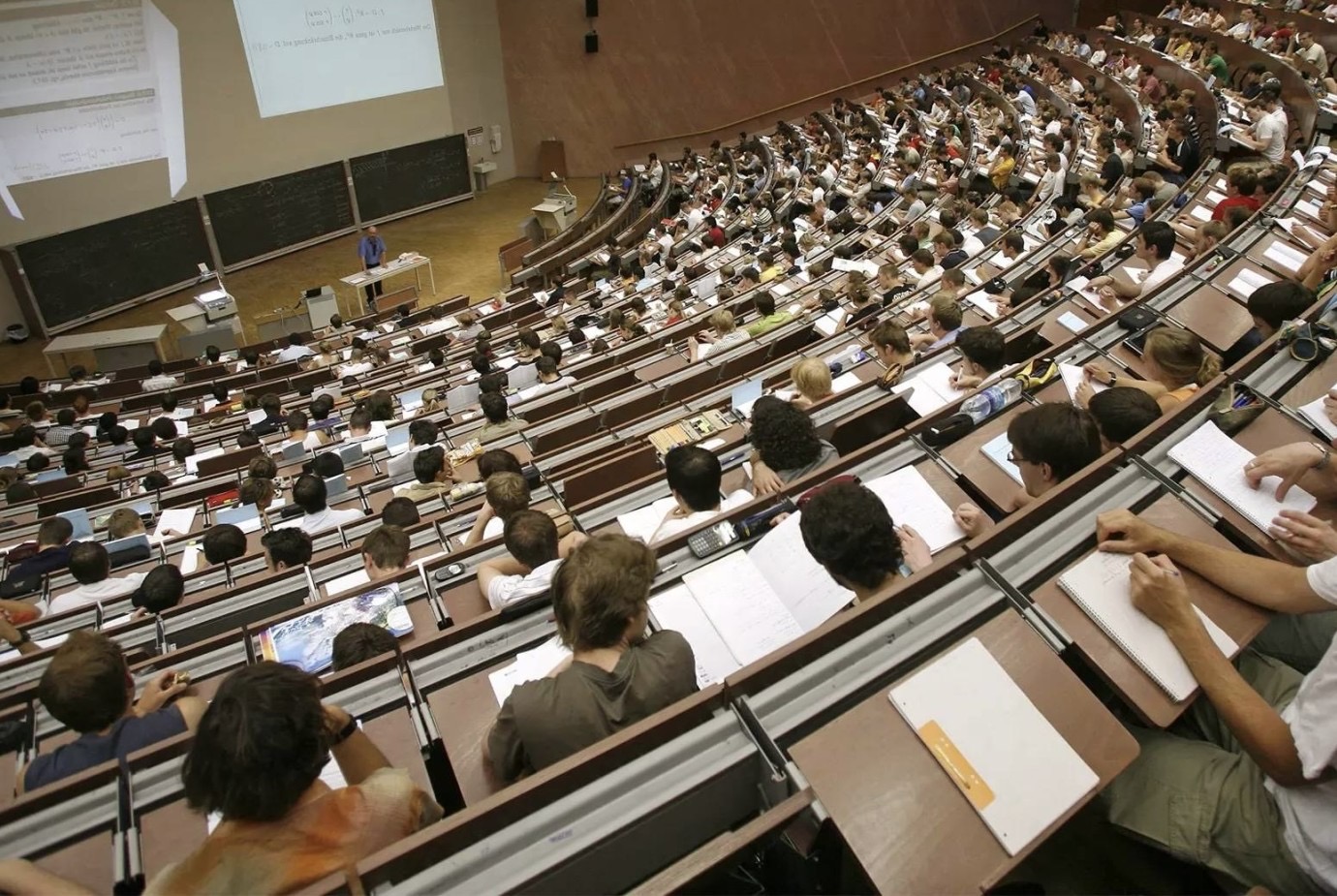 Rakamlarla YKS Sonuçları Analizi