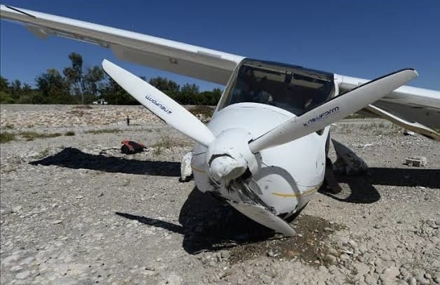 Eğitim Uçağı Düştü; 2 Yaralı