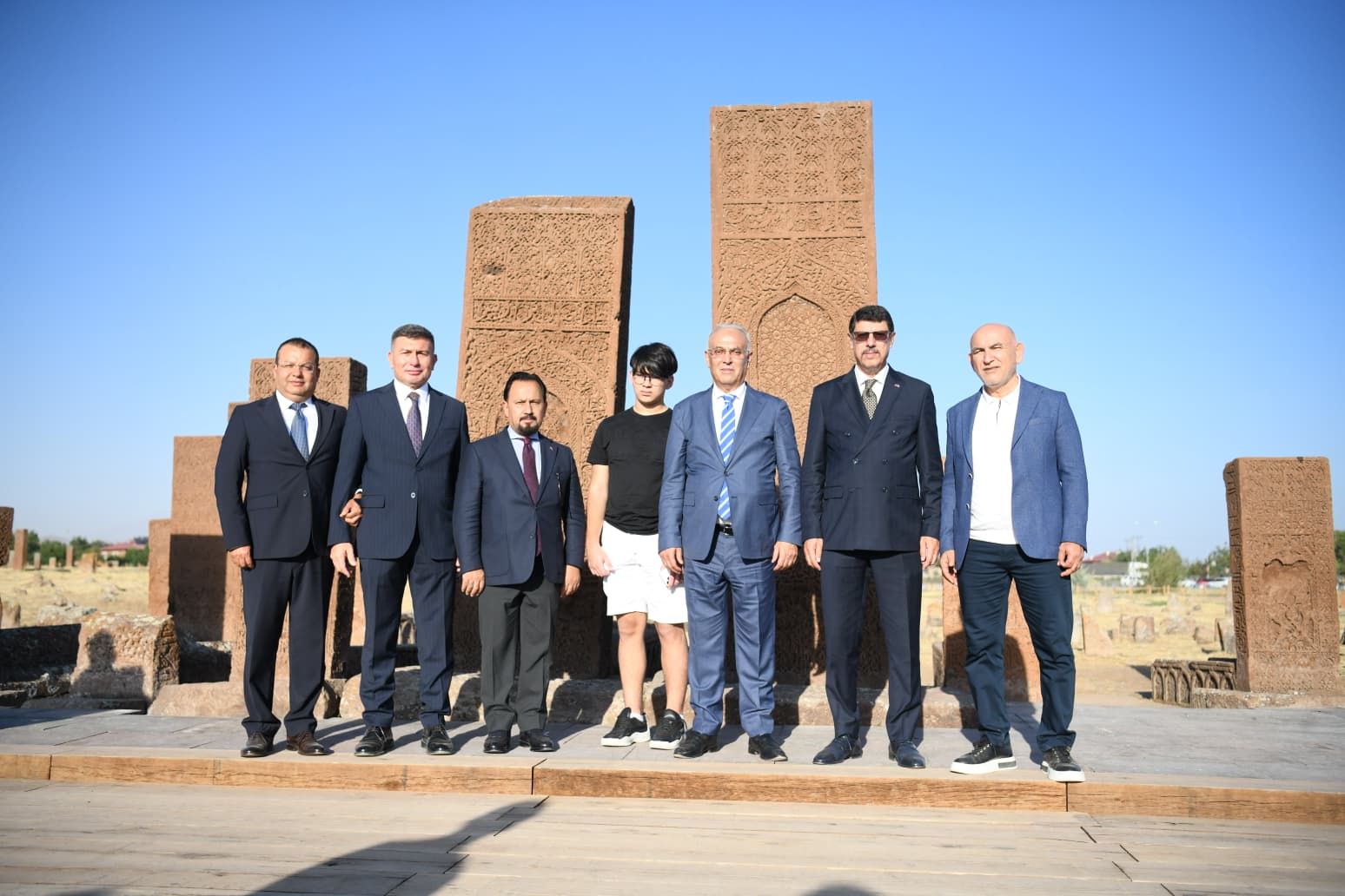 Başkan Yusuf Kanlı Ahlat ve Malazgirt’te…