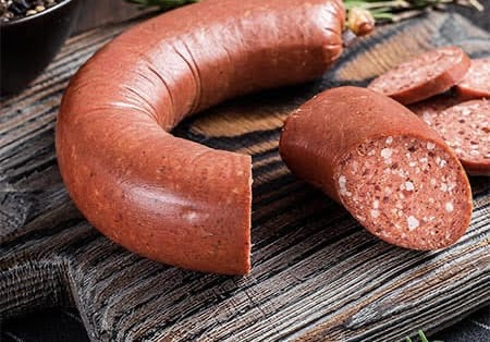 Bu Kasaptaki Dana Sucuğa Dikkat!