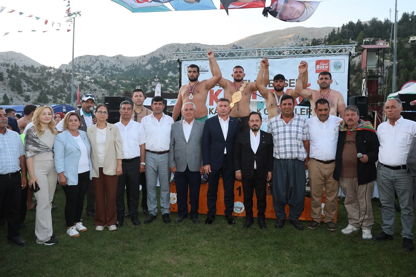 540. Kızıldağ Karakucak Güreşleri Siyasetin Buluşma Noktası Oldu