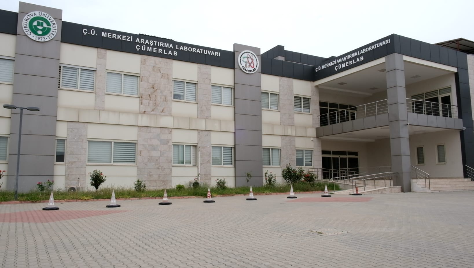 Çukurova Üniversitesi Merkezi Araştırma Laboratuvarı (ÇÜMERLAB), TÜRKAK Akreditasyon Sertifikasını Almaya Hak Kazandı