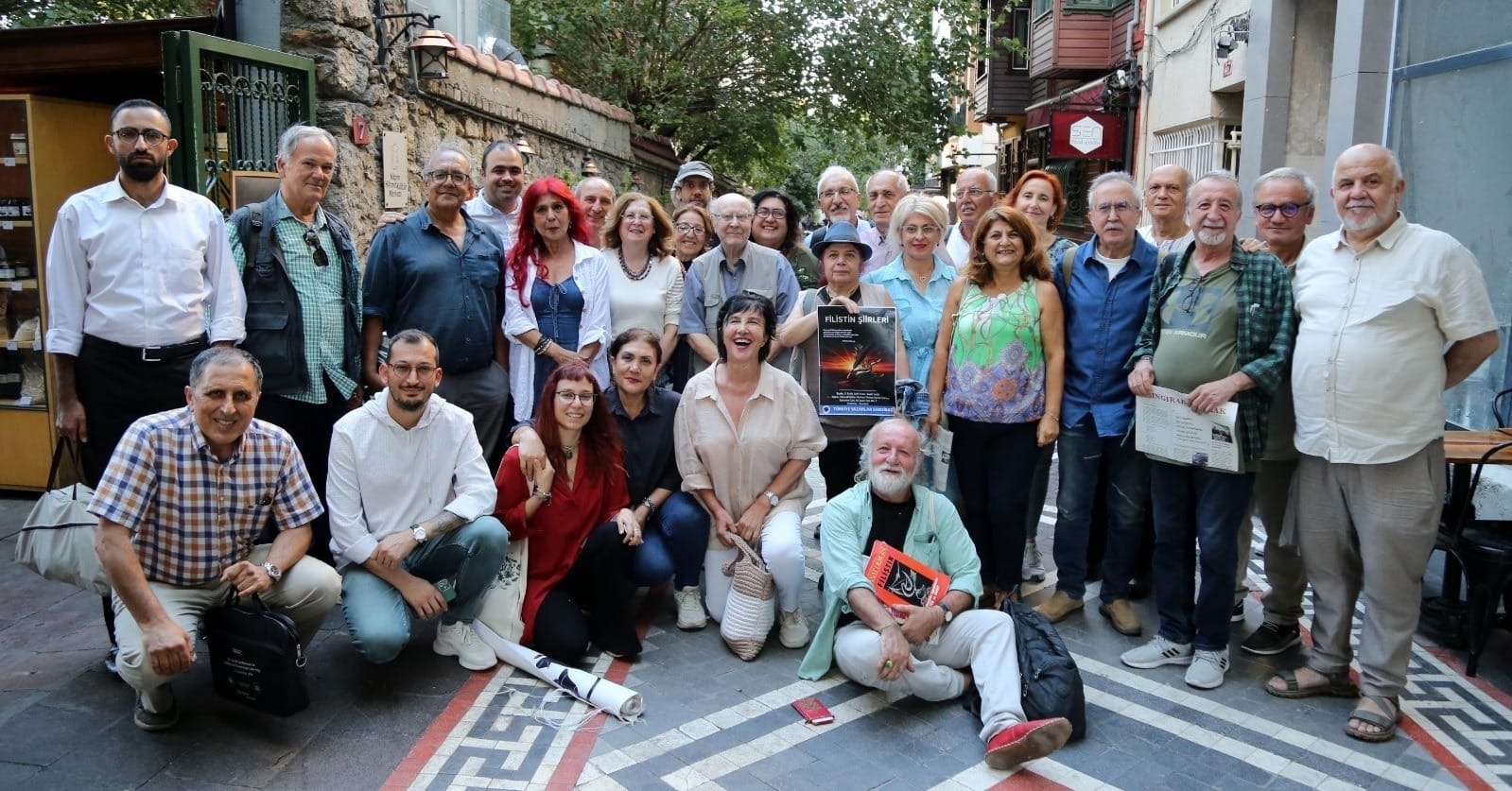 Gazeteci Özke’nin “Sapan”ı Filistin’e ulaştı