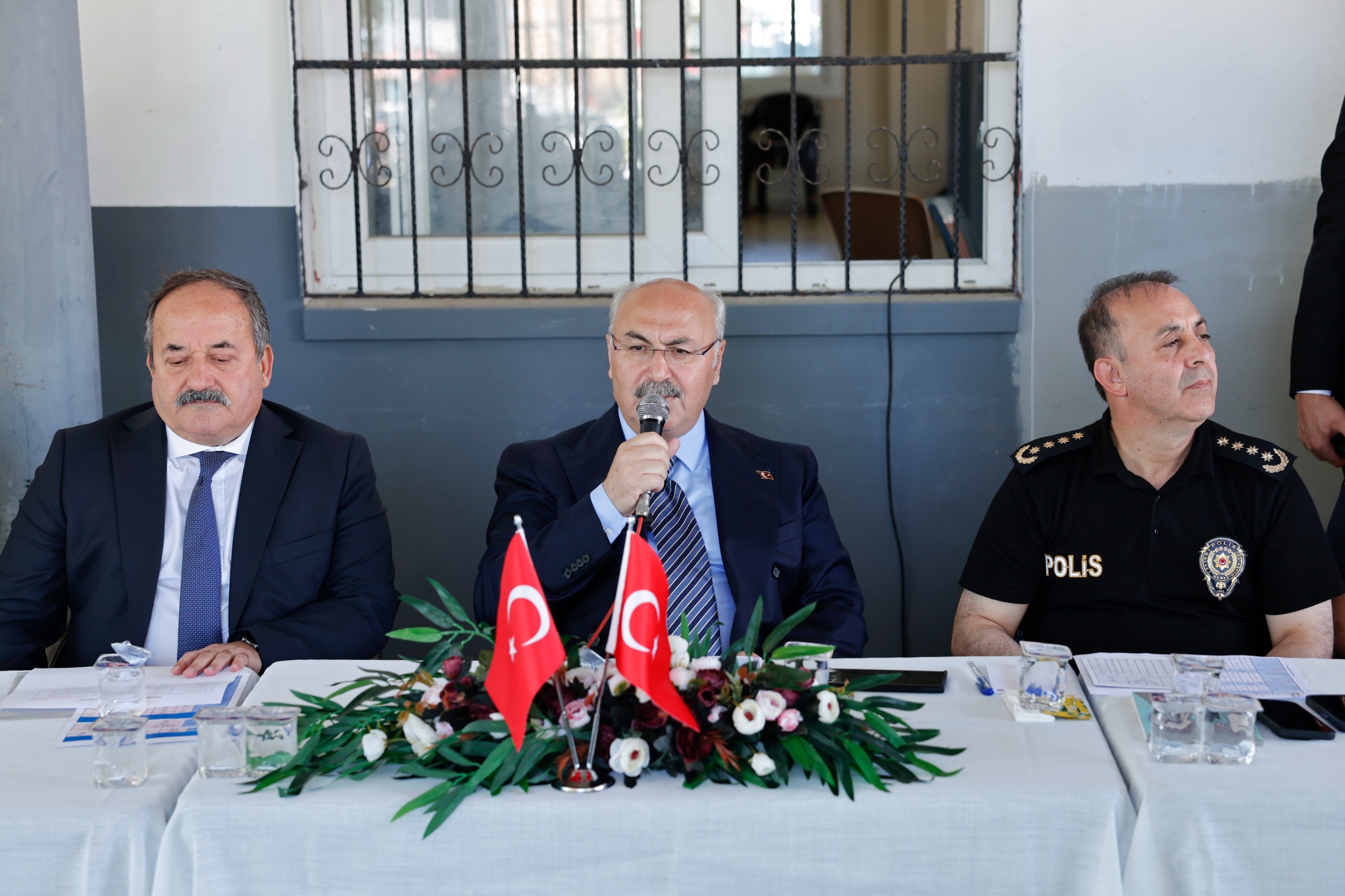 VALİ KÖŞGER GÜRSELPAŞA MAHALLESİ’NDE HEMŞEHRİLERİMİZLE BİR ARAYA GELDİ