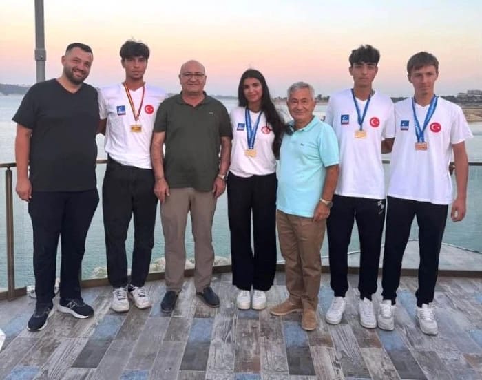 Yelken İhtisas ve Su Sporları Kulübü Sporcularından 3 Altın Madalya