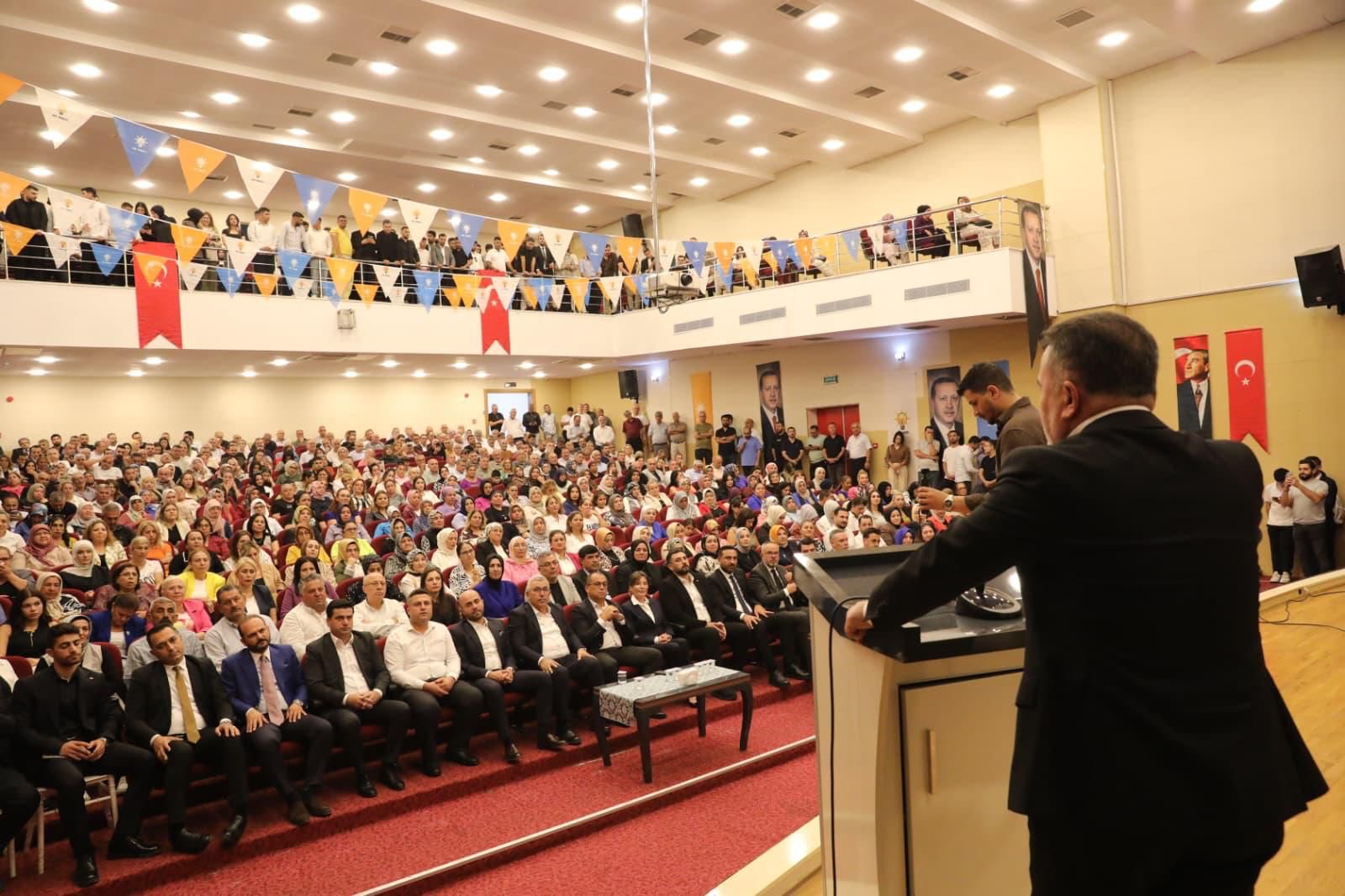 AK Parti Adana Teşkilatı İl Danışma Meclisi’nde Buluştu