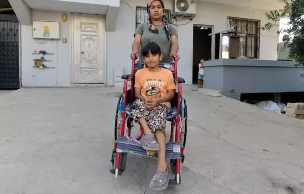 Asel Ecrin, Koşup Oynamak İstiyor