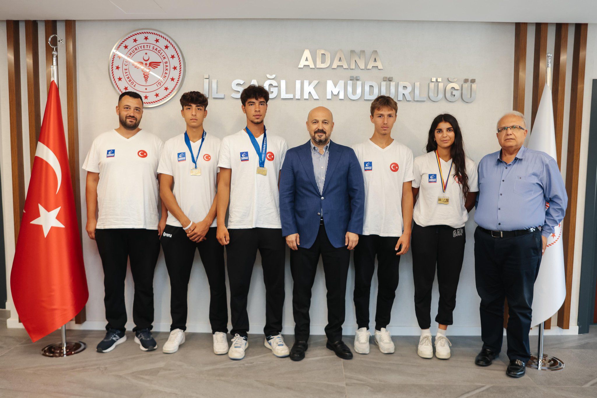 Nacar: Gençlerimizle  Gurur Duyuyoruz