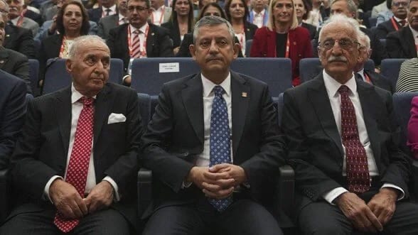 “Kurultaydan Sonra Mahkeme Geçersiz”