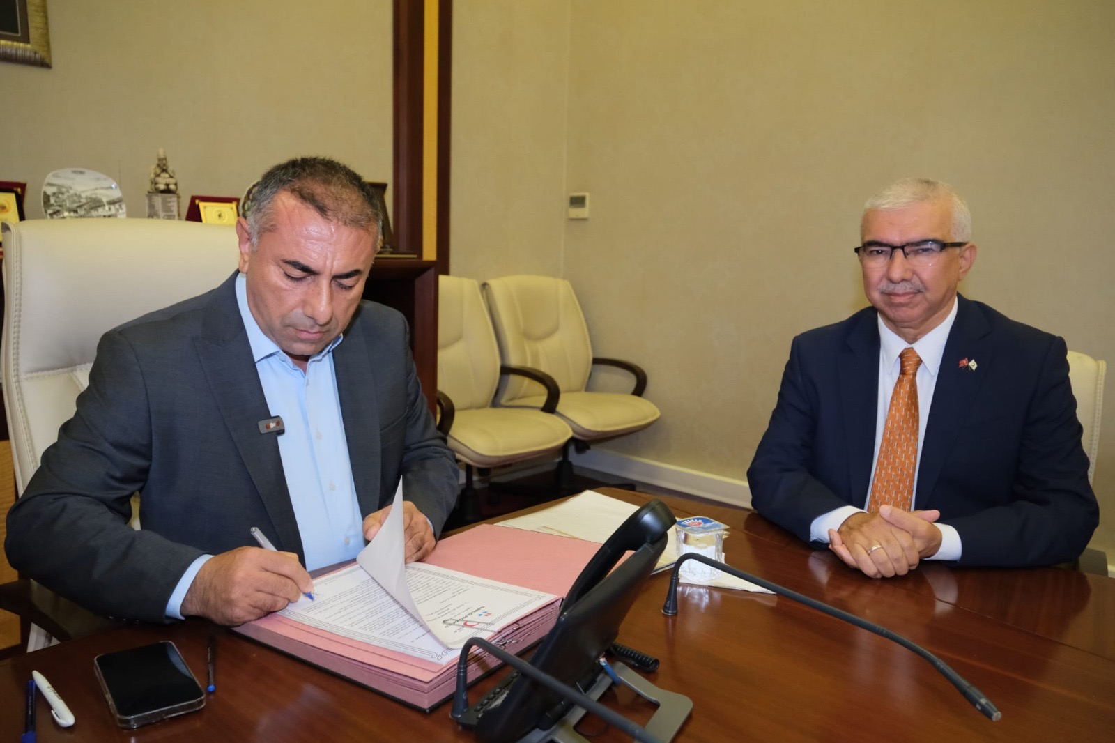 Gazze’ye 10 milyon liralık yardım için Türk Kızılay ile iş birliği protokolü imzalandı.