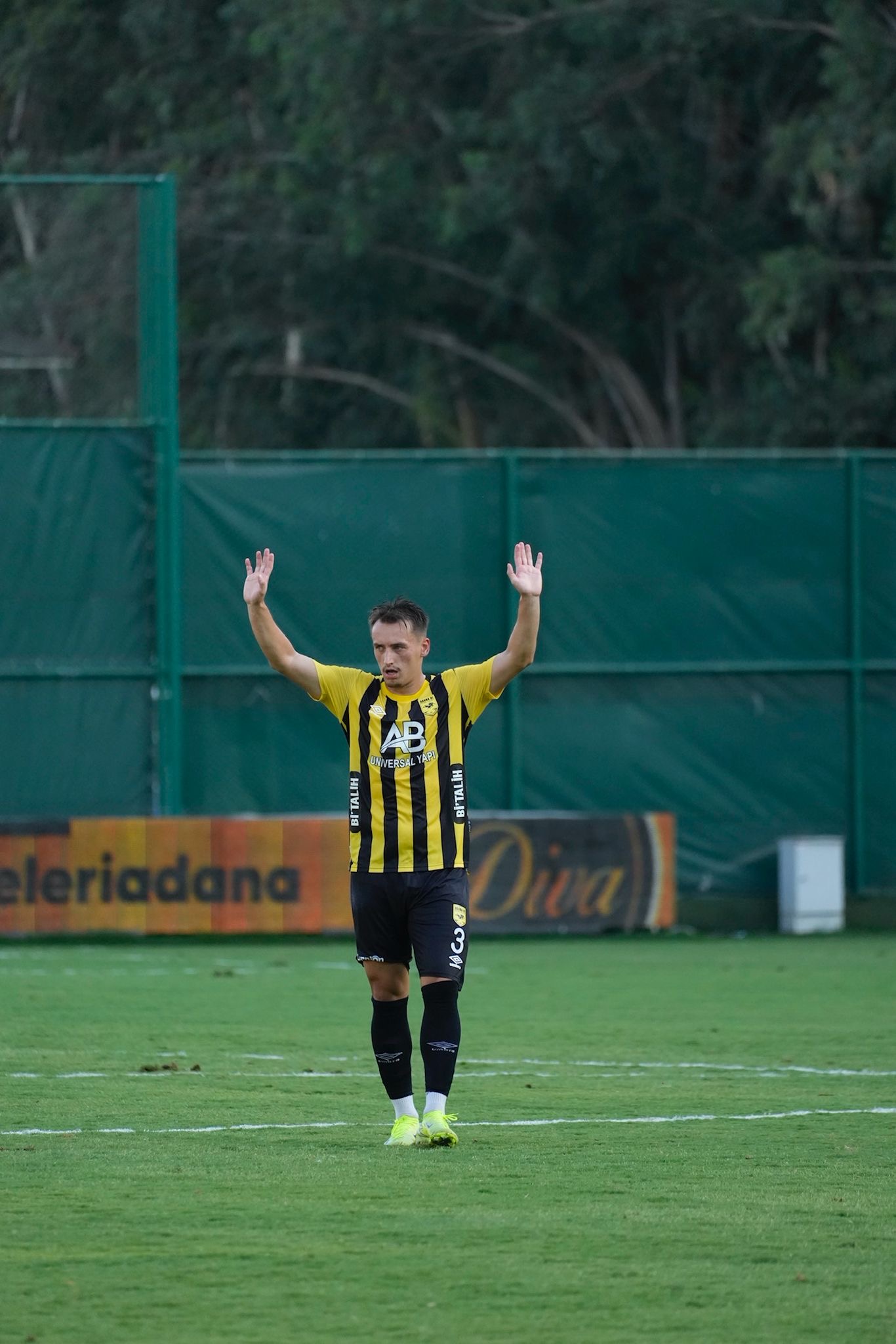 Fatih Özkan kendinden emin