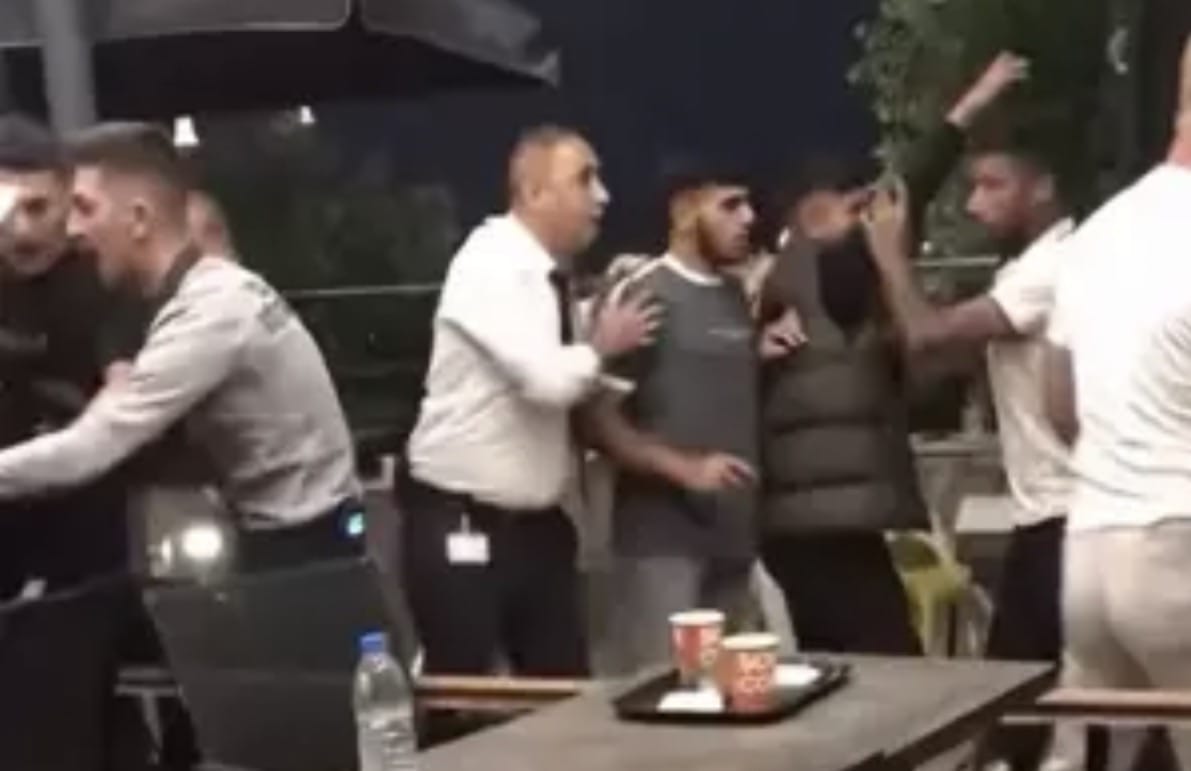 AVM’deki Kavga Kameralara Yansıdı