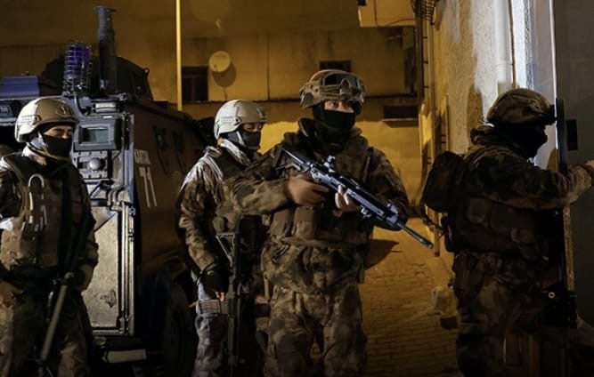 Organize Suç Örgütlerine Operasyon!