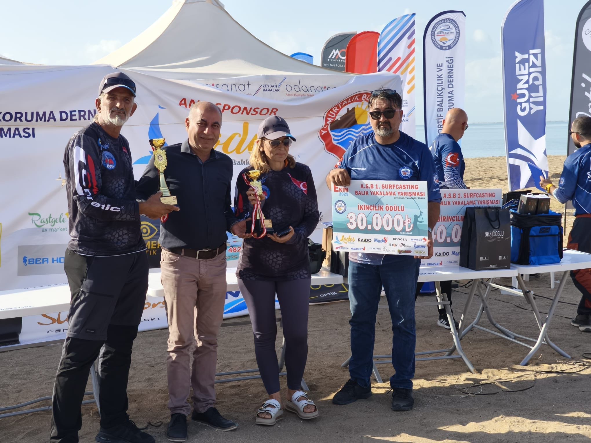 Yumurtalık’ta oltalar denize, heyecan kalplere taştı