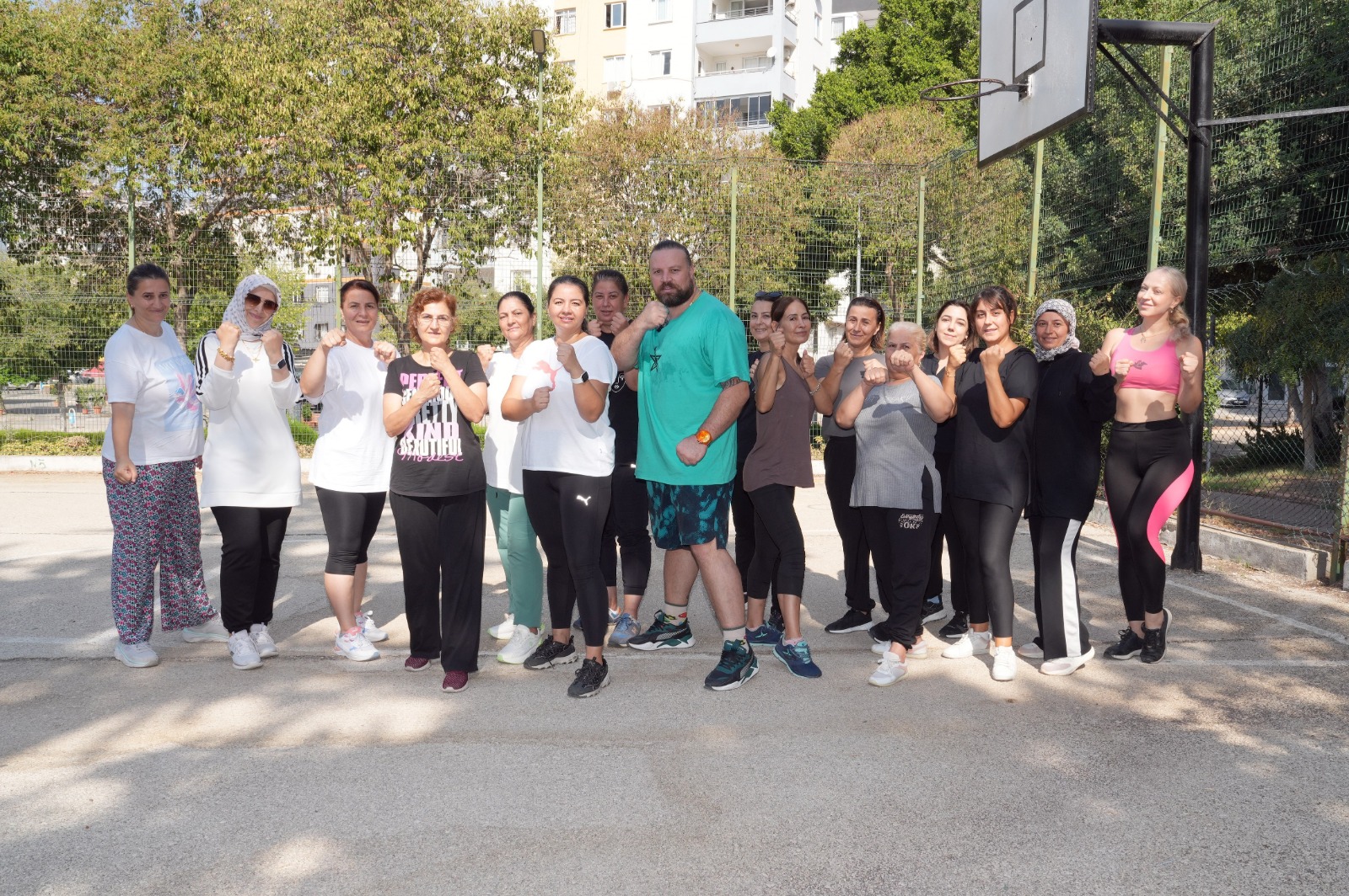 Çukurovalı kadınlar  güne sporla başlıyor