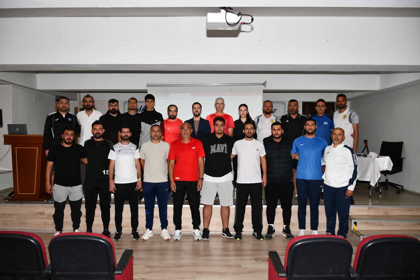 TFF KALECİLİK GÜNLERİ SEMİNERLERİNİN İLKİ ADANA’DA YAPILDI