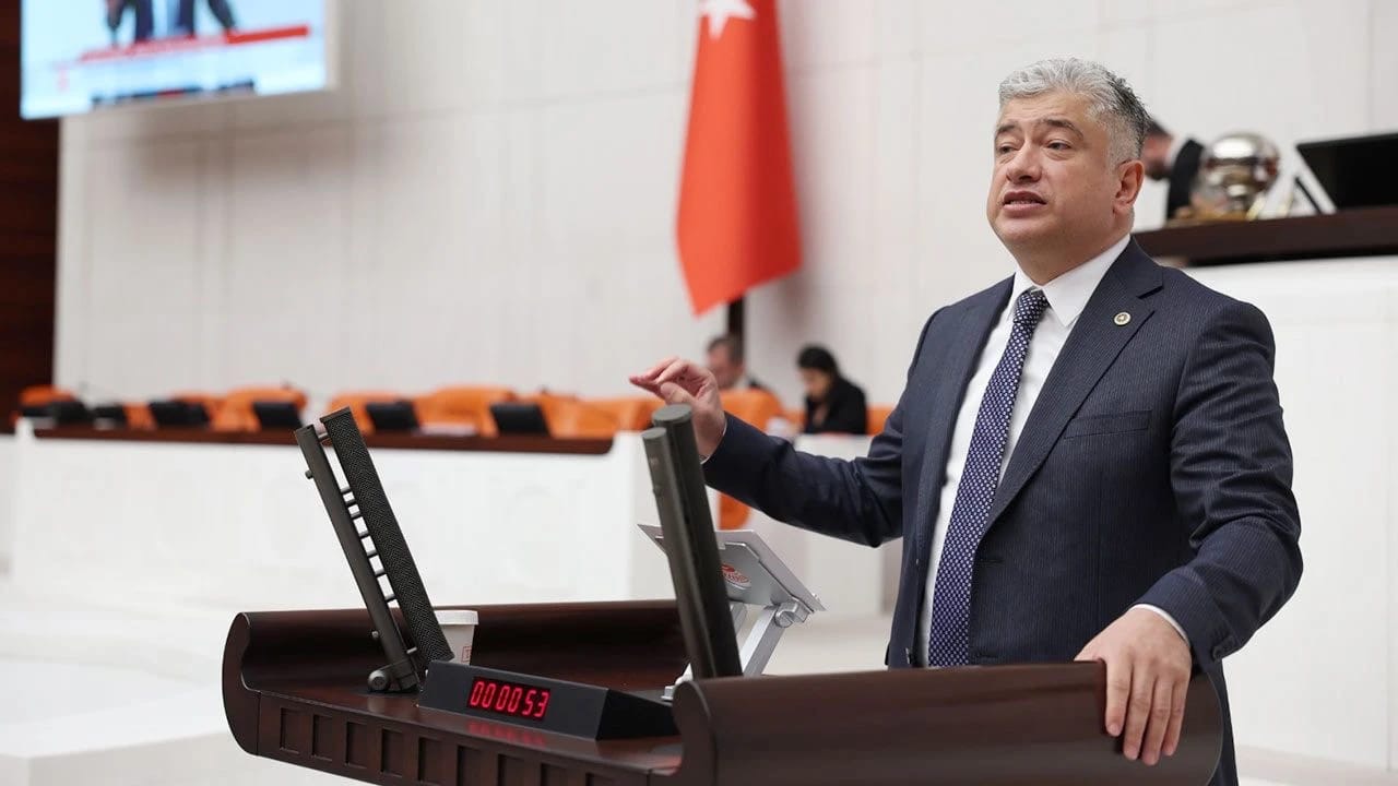 Yanlış İthalat Politikaları Çiftçinin Alın Terine Çökmektir