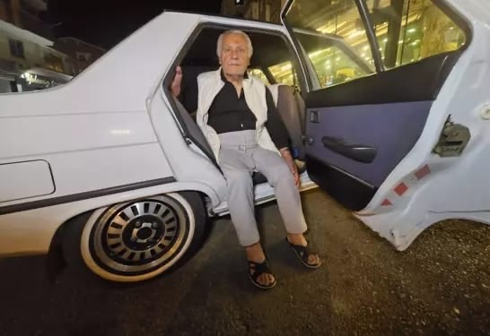 5 Yıldır Otomobilde Yaşamaya Çalışıyor