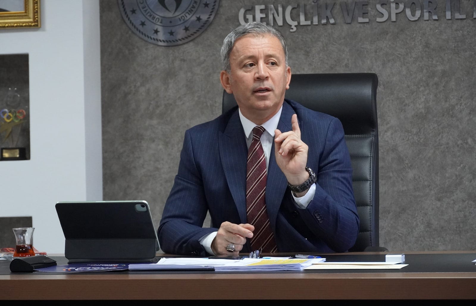 Adana’dan Londra’ya, ‘Gençlik Atlası Uzman Projesi” Köprüsü