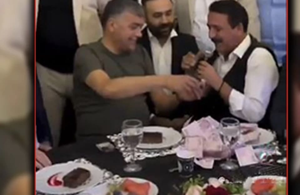 Latif Doğan Siyaset Sahnesini Karıştırdı