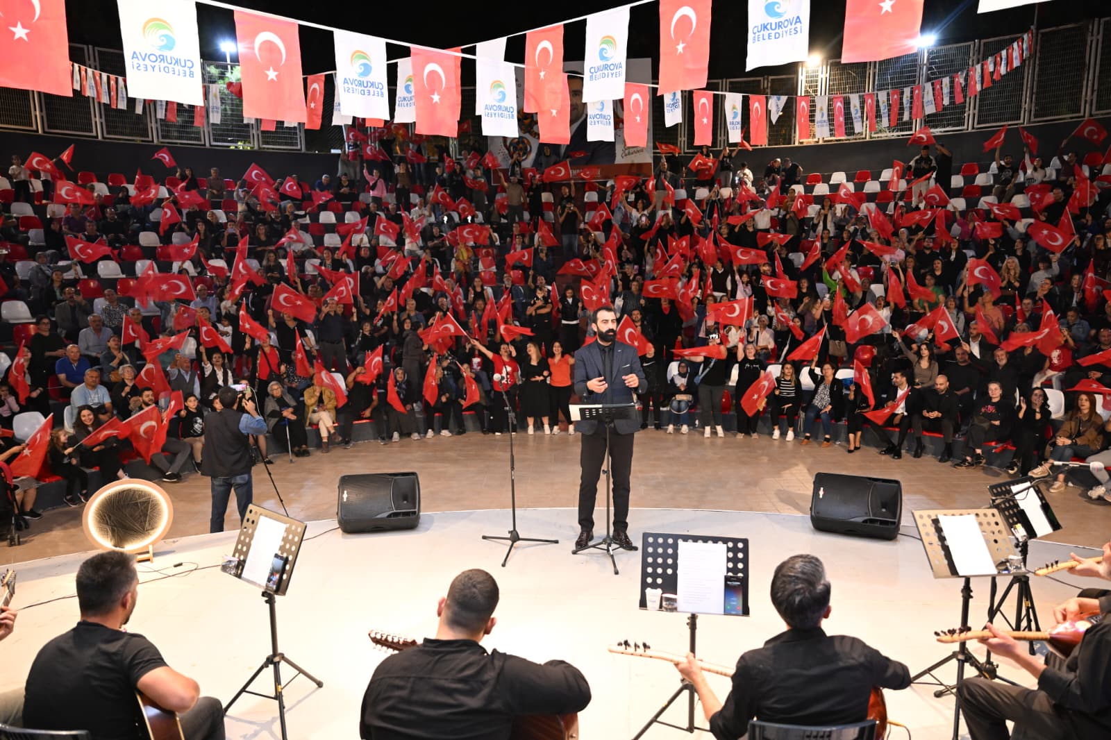 CUMHURİYET KOROSU’NDAN ATATÜRK’ÜN SEVDİĞİ ŞARKILAR KONSERİ