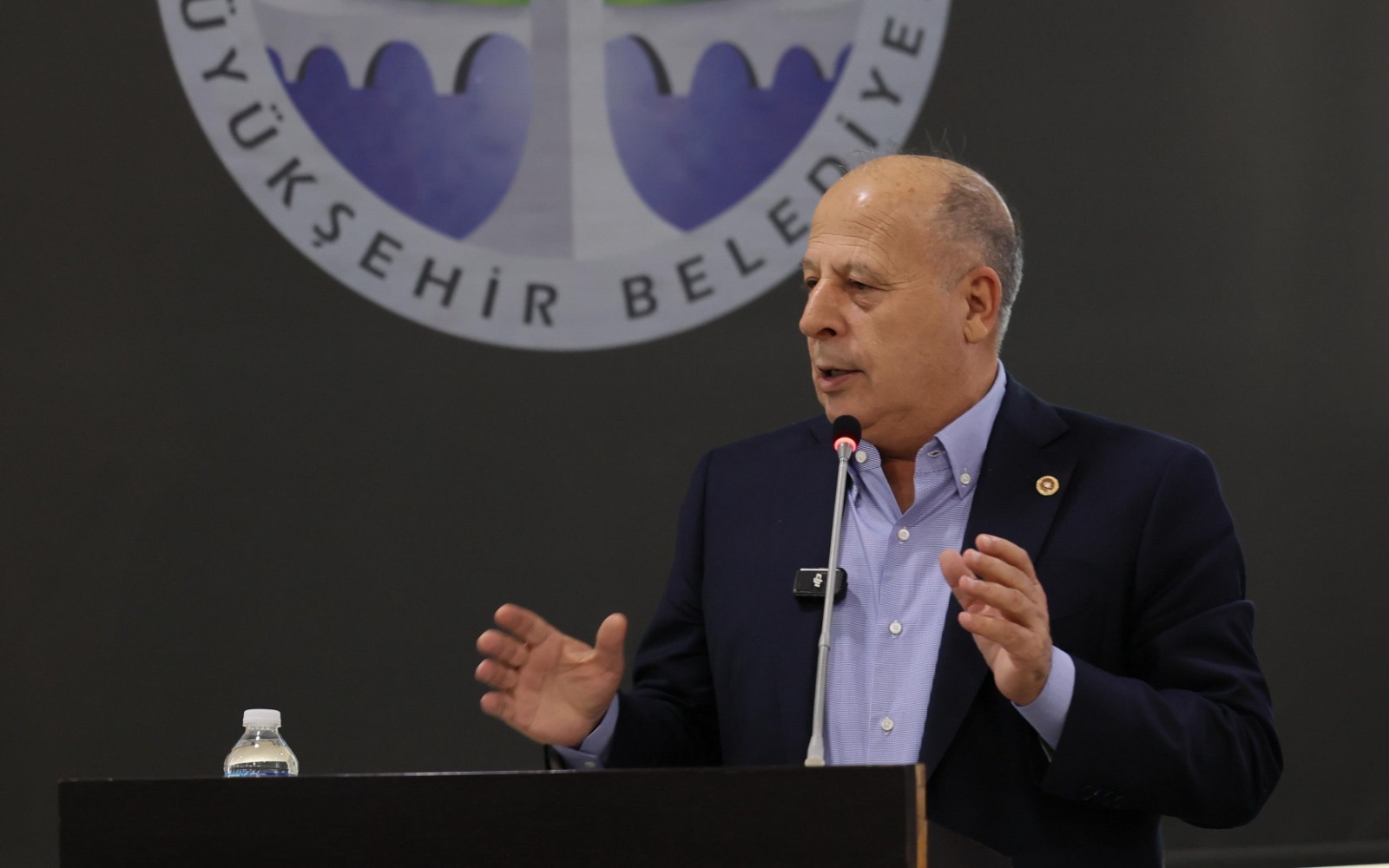 YAPAY ZEKA ChatCPT BAŞKAN ALİ DEMİRÇALI’DAN ÖZÜR DİLEDİ