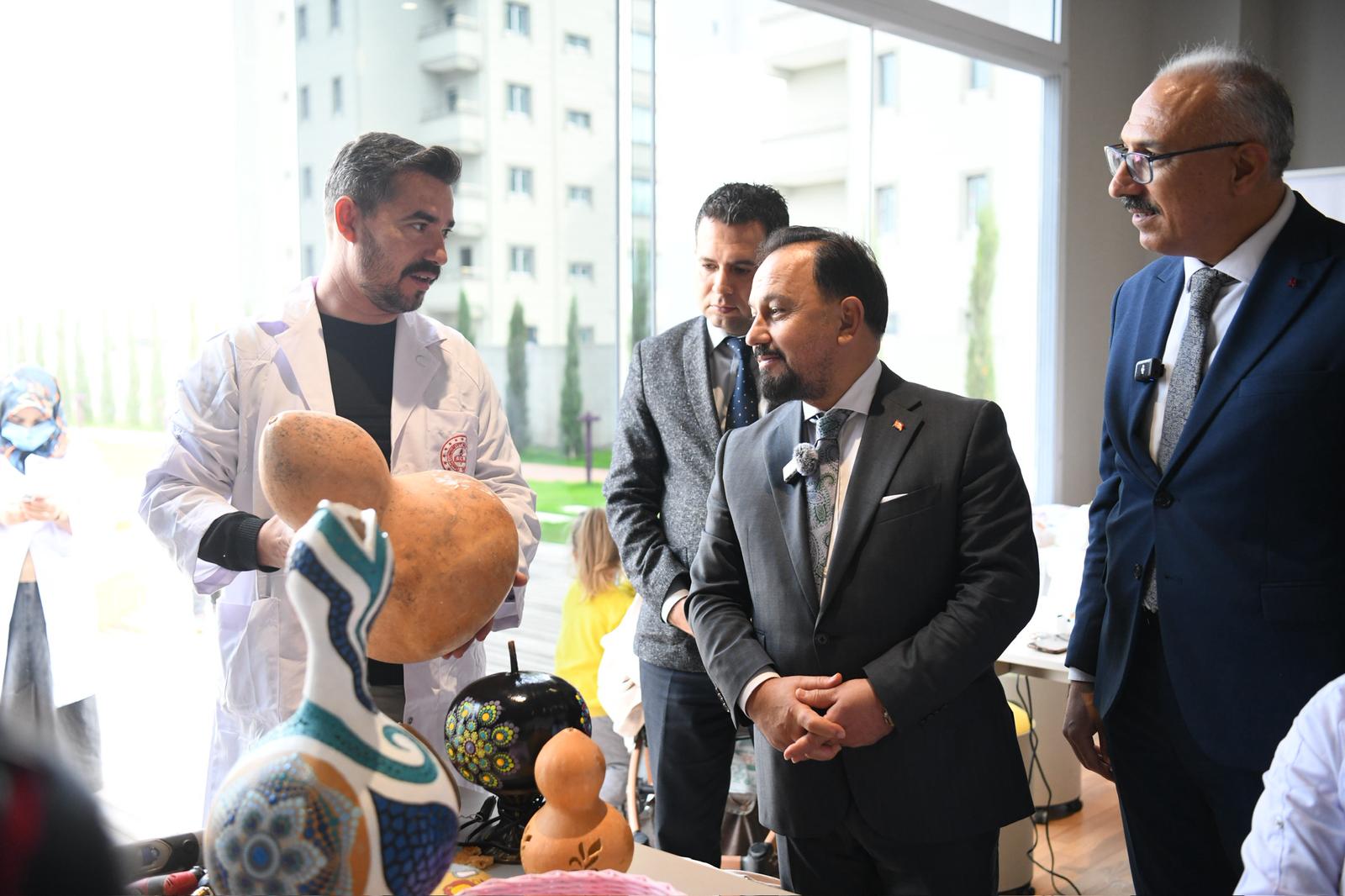 SARIÇAM BELEDİYESİNİN AİLE YILINDA “ATIKTAN SANATA” PROJESİNE YOĞUN İLGİ