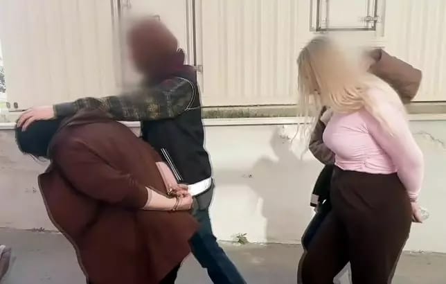 Kadın Torbacılar Uyuşturucuyla Yakalandı